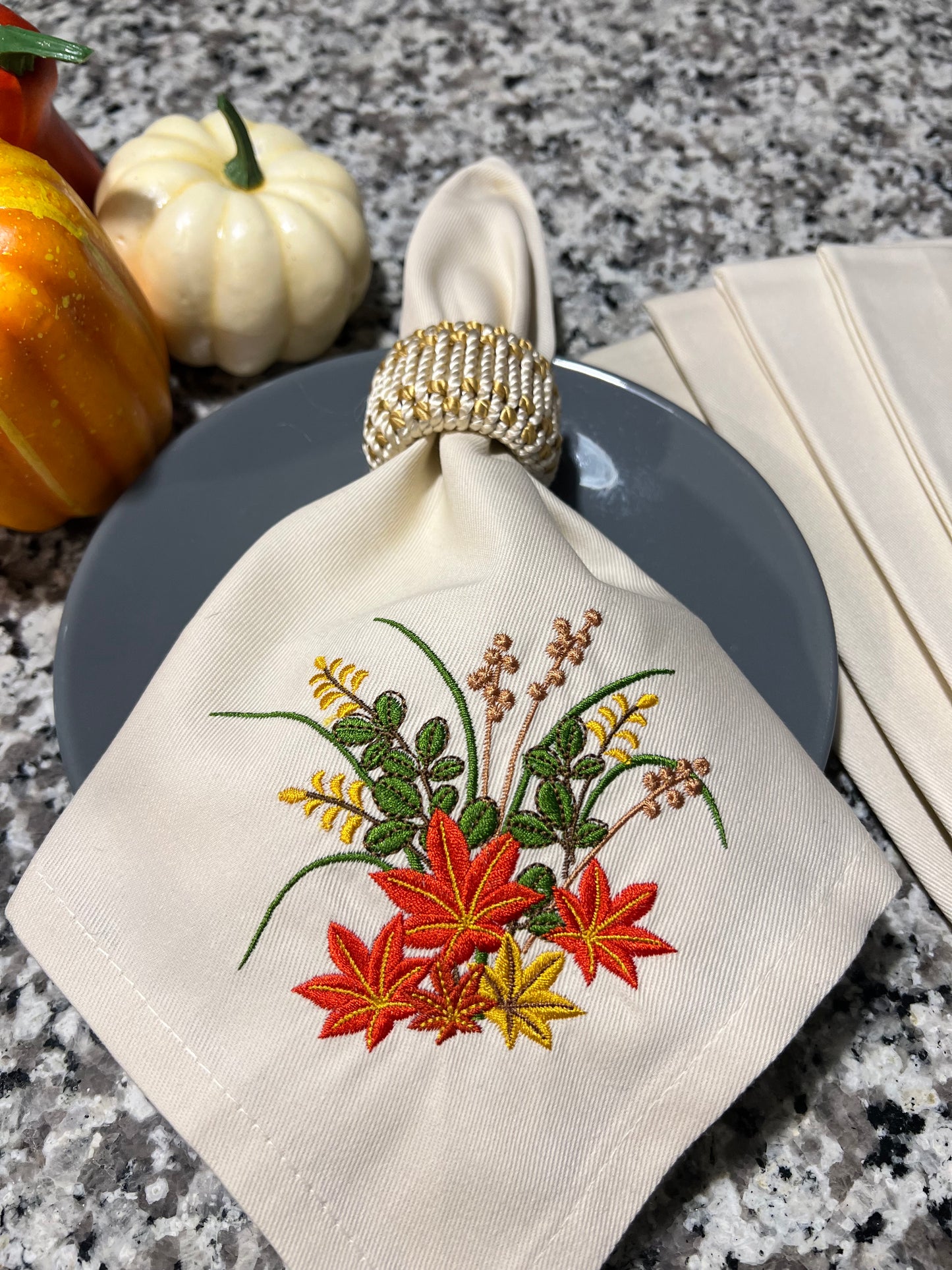 Fall / Autumn Leaves 18x18 Linen Dinner Napkins