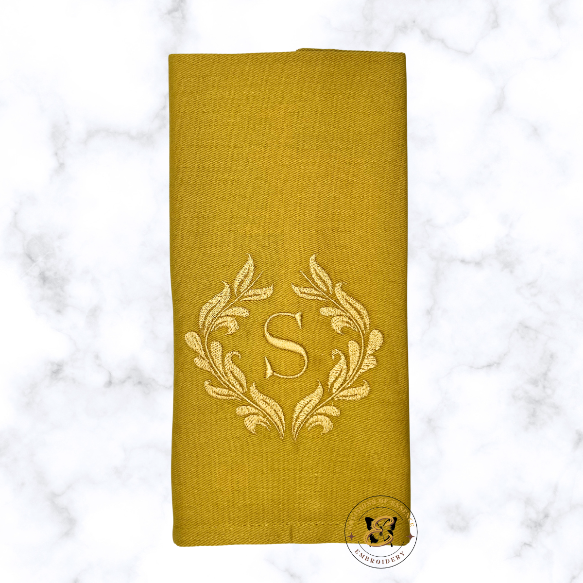 Elegant Monogrammed Linen Dinner Napkins